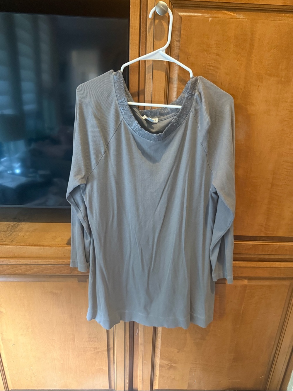 Coldwater Creek Taupe-Gray Long Sleeve Scoop Neck Top